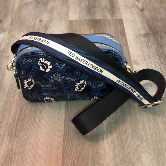 Ted Baker London Darlino Leather Graphic Blue Floral Print Camera Bag NWT - Picture 12 of 16